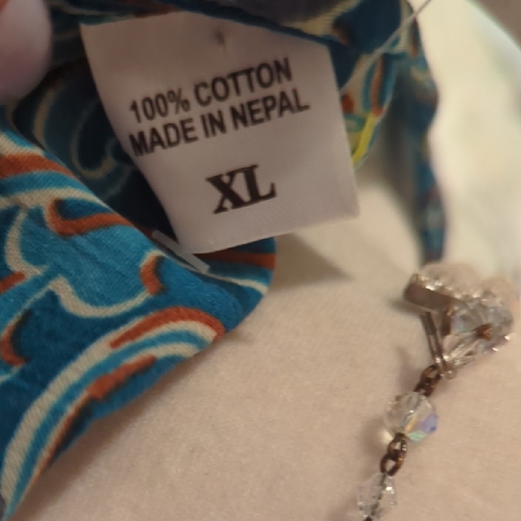 💯% Cotton Women's Teal Floral V-Neck Bell Sleeve Top - Picture 7 of 7